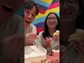 Download Lagu 和同事開箱美國軟餅乾（這個 emoji 👉🍪） Crumbl Cookie Taste Test w my coworkers