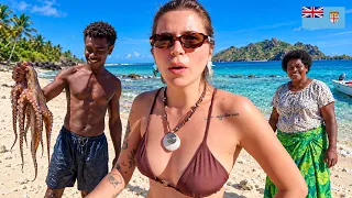 Longe do luxo: A VIDA NUMA ILHA REMOTA DAS ILHAS FIJI