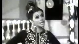                    سعاد حسني مع ثلاثي اضواء المسرح دندنها
