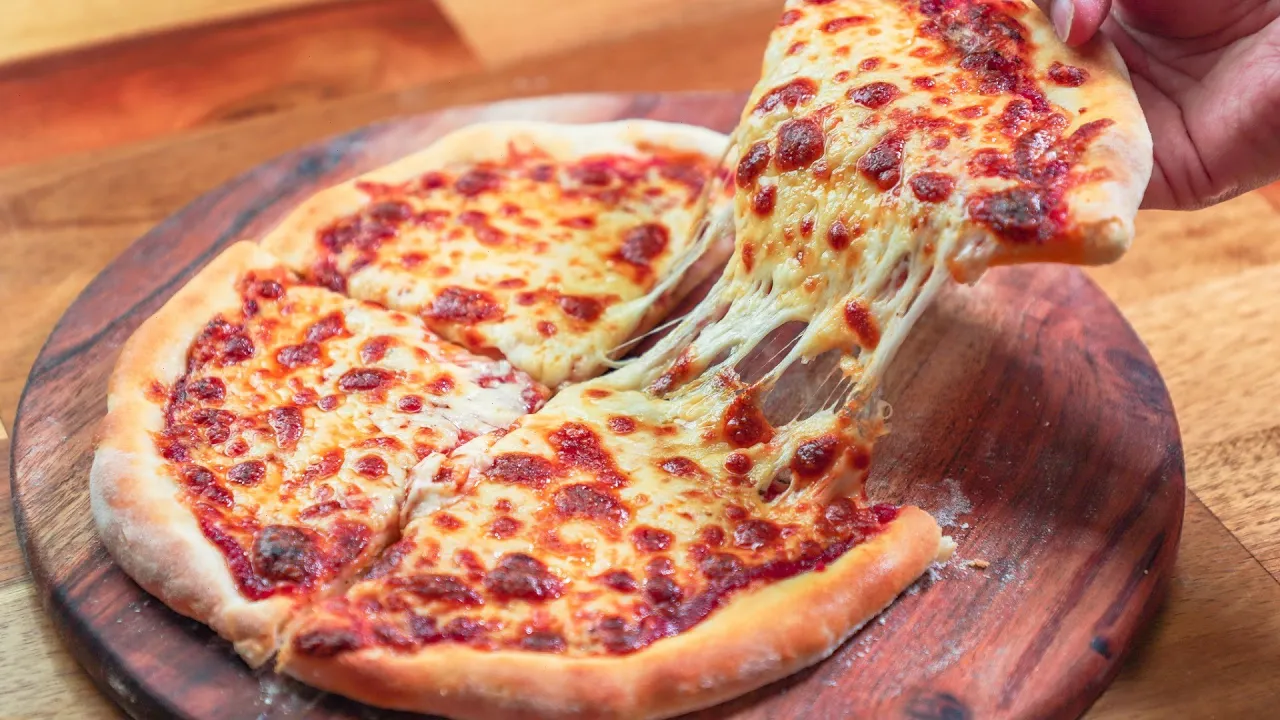 Chicken Pizza Recipe | The Best Homemade Pizza You'll Ever Eat | Hira Bakes. 