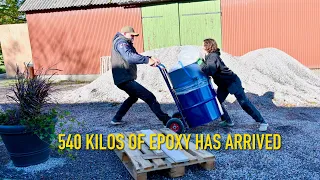 540 kg Epoxy Arrival And A Room Within The Room For The Hull – Ep. 368 RAN Sailing