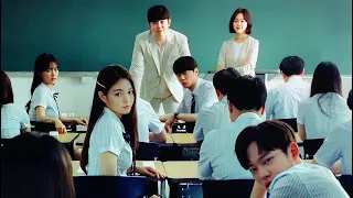 شاب جميل بيتنكر على شكل محامي في المدرسة بتاعة الاغنياء عشان ينقذ سمعته ملخص مسلسل فصل الأكاذيب 