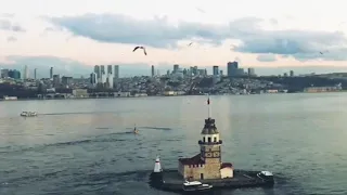 اغنية تركية رائعة المكان بأكمله مظلم ولكن لا تخاف وعانقني  اغنية تركية رائعة المكان بأكمله مظلم ولكن لا تخاف وعانقني