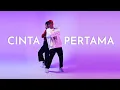 Download Lagu AUDIE FEAT WENDI CAGUR aka FKNST - CINTA PERTAMA (official music video)
