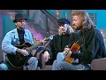 Download Lagu Bee Gees - Too Much Heaven (live acoustic) - Pebble Mill - 1993