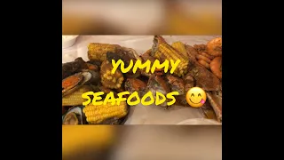 Yummy SEAFOODS Off the Hook Restaurant