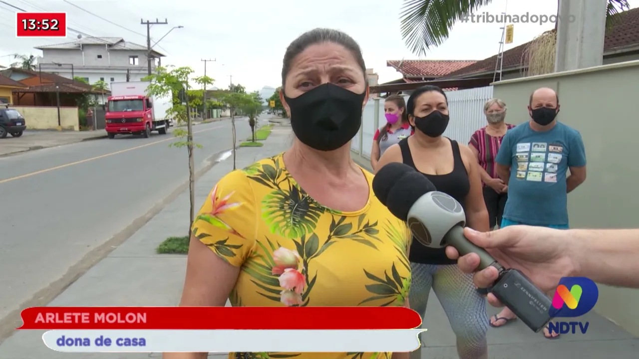 Após constantes acidentes, moradores pedem mais sinalização em cruzamento no Parque Joinville