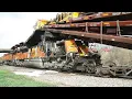 Download Lagu Total IDIOTS TRUCKS, CARS VS TRAINS | Dangerous Trains FAILS Compilation - Train Hitting Stuff
