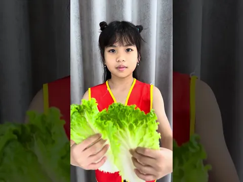 SNS - Em gái không muốn ăn rau || Doesn't want to eat vegetables. #shorts