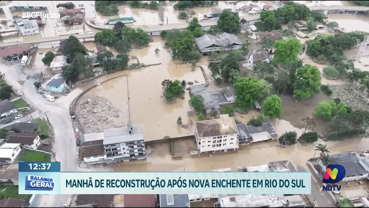 Rio do Sul supera desafios: manhã de reconstrução após segunda maior enchente da história