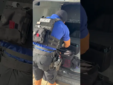 Llevar todo organizado en bolsa Policial Safariland 4560 #police #policia