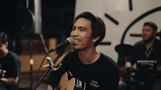 Bukan Superstar, Kamu Yang Pertama, Jadikan Aku Yang Kedua, - Ilham, Pramoedya, Geovani (Medley)