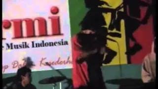 sejedewe ada gula ada semut