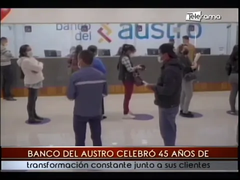 Banco del Austro celebró 45 años de transformación constante a sus clientes