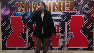 akser is duniya mein sung by mamta