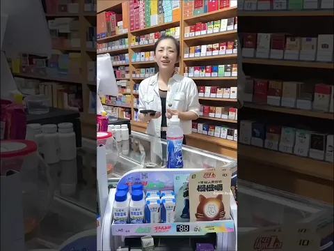 This little girl fooled the shopkeeper 😂