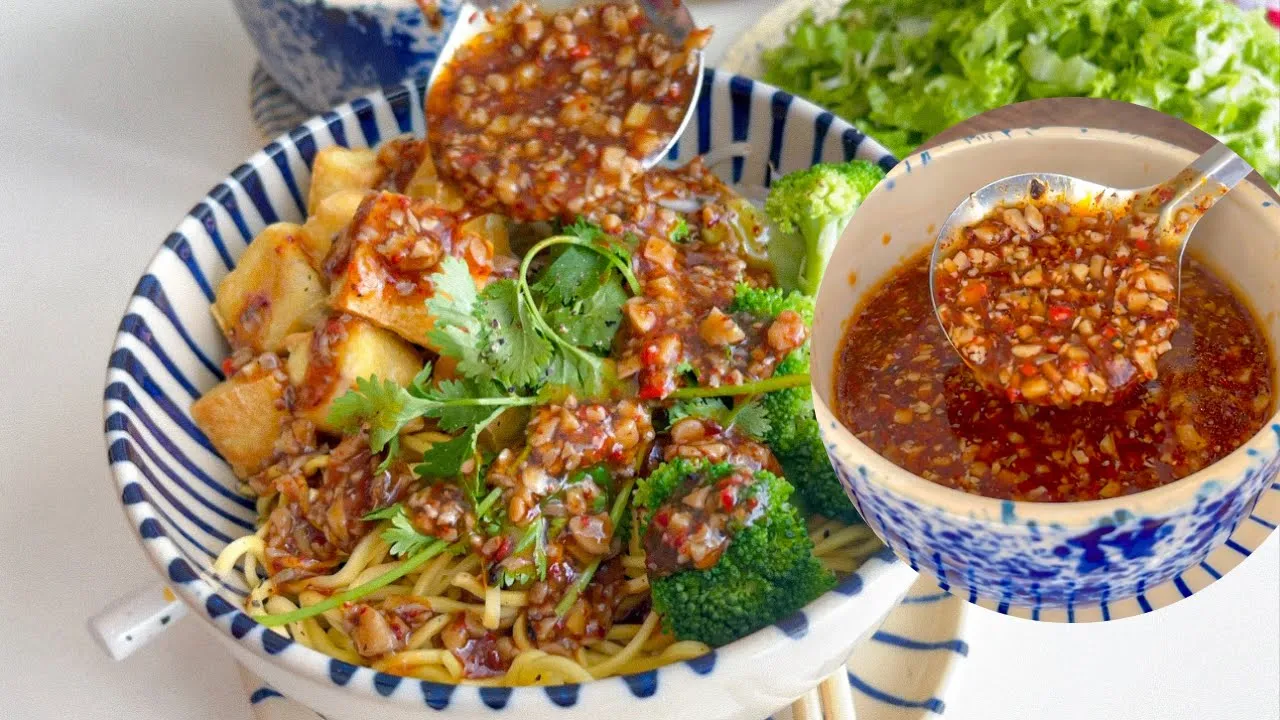 Outline Video MÌ TRỘN KHÔ - SỐT NẤM áp dụng được nhiều món chay khác | Vegan food