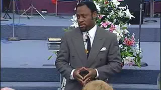 How Leaders Develop Their Mission and Vision - Myles Munroe