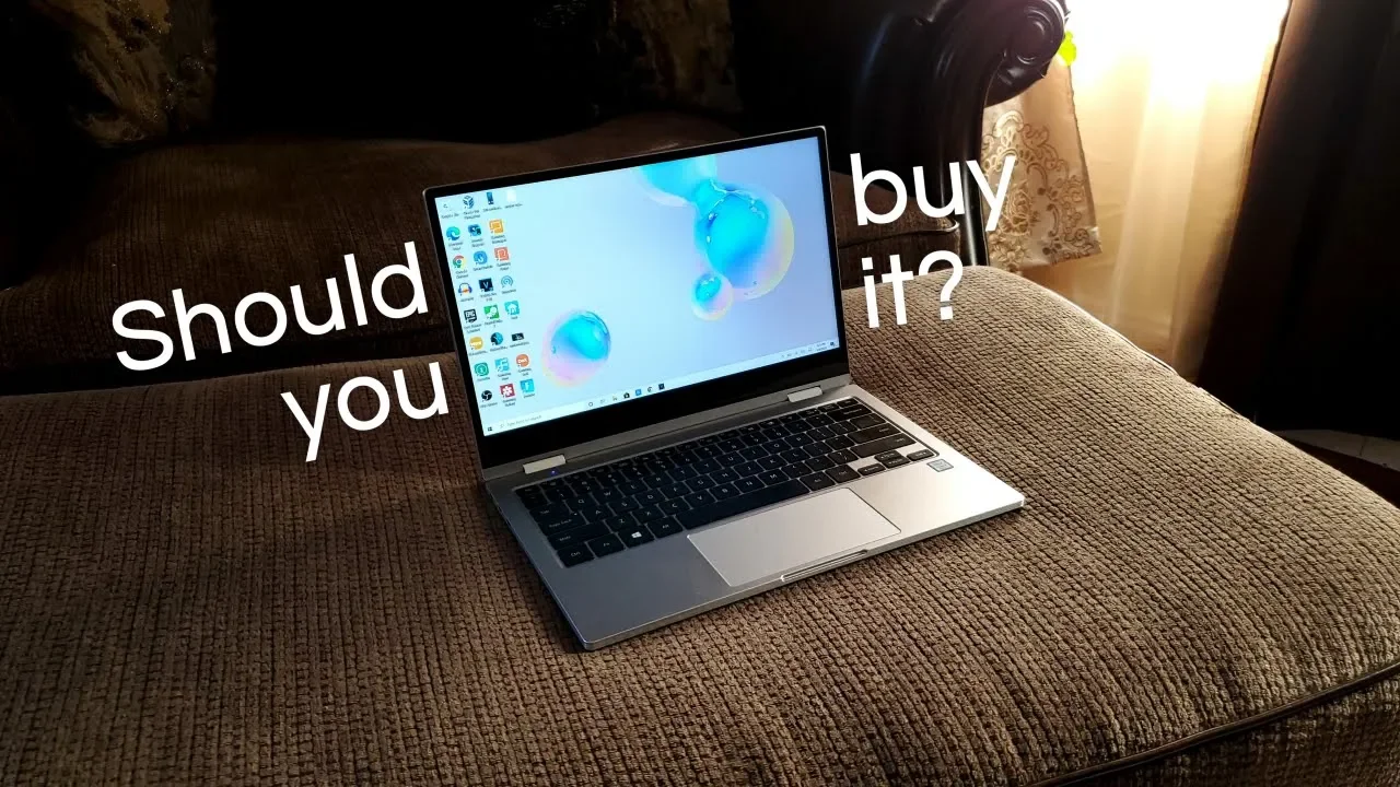 Samsung Notebook 9 comes with 13.3 Inch, Intel Core i7, 4GB RAM, 256GB SSD, Intel Graphic, HDMI, USB. 