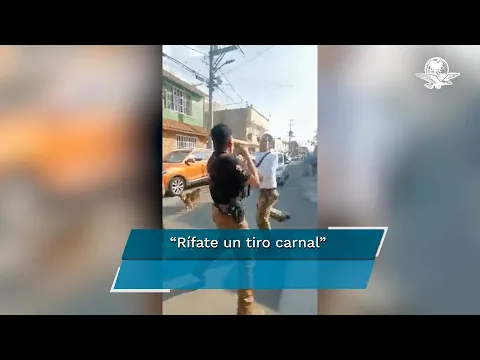 Download MP3 Policía y ciudadano convierten calles de Ecatepec en ring, uniformado se lleva la peor parte