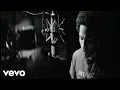 Download Lagu Lenny Kravitz - I'll Be Waiting (Official Music Video)