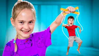 24 ЧАСА МОЯ СЕСТРА УПРАВЛЯЕТ МНОЙ ЧЕЛЛЕНДЖ Что то пошло не так 