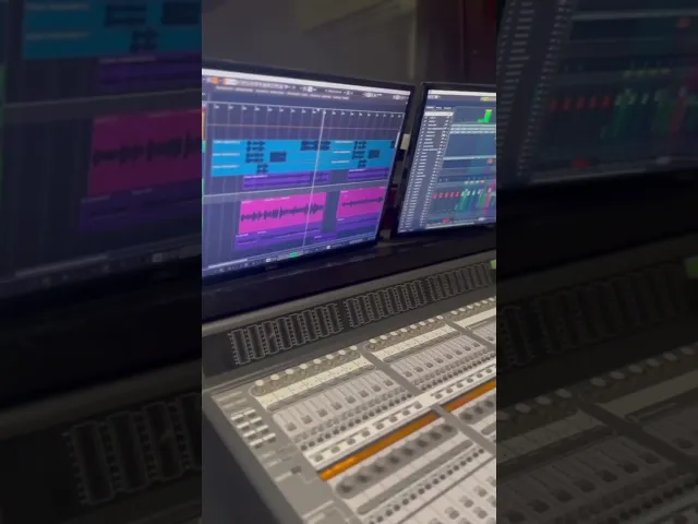 ⁣مقطع لإحدى اصدارات محرم من إنتاج ميدان أهل البيت للسيد عصام الهاشمي كلمات المرحوم الأستاذغازي الحداد