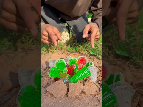 The guy show AMAZING Smart and Useful in Forest #bushcraft #survival #Outdoors #skills