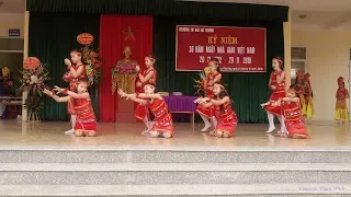 Cô giáo em là hoa Ê ban