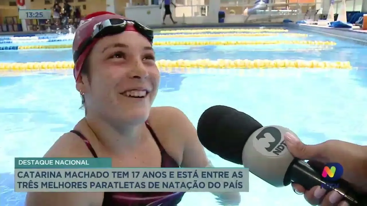 Catarina Machado tem 17 anos e está entre as três melhores paratletas de natação do Brasil