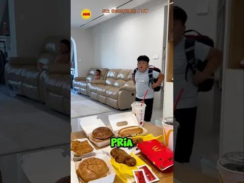 PULANG SEKOLAH, DIA MALAH CEK UANG DULU SEBELUM MAKAN 🤣 #shortsviral