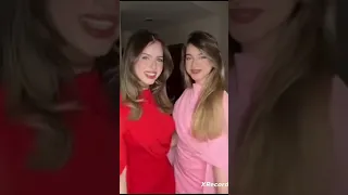 بصف الاول كنا رفاق لانا ولين اكسبلور تصميمي 