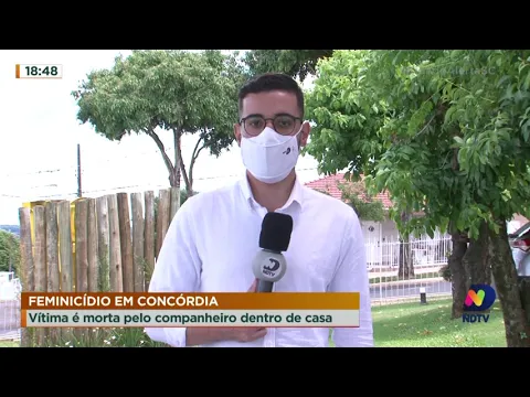 Mulher é morta pelo companheiro dentro de casa