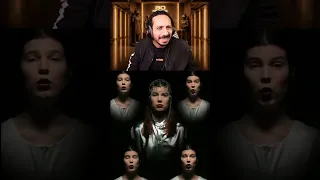 الاغنية الغير مفهوم لغتها لوب لوب بخ بخ دندنها