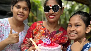 আজ তোমাদের সাথে একসাথে চলার পাঁচ পাঁচটি বছর পার করে ফেললাম তোমাদের আশীর্বাদে 