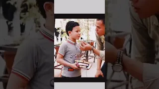 رمضان الطوخي مع بائع المصاحف صوت روعة 