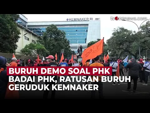 Ratusan Buruh Geruduk Kemnaker, Gelar Aksi Soal Badai PHK