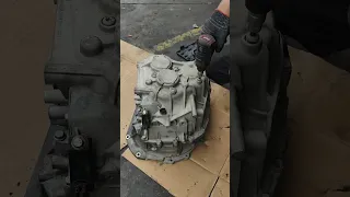 SAIC MAXUS V80 6-Speed Manual Gearbox Disassembly