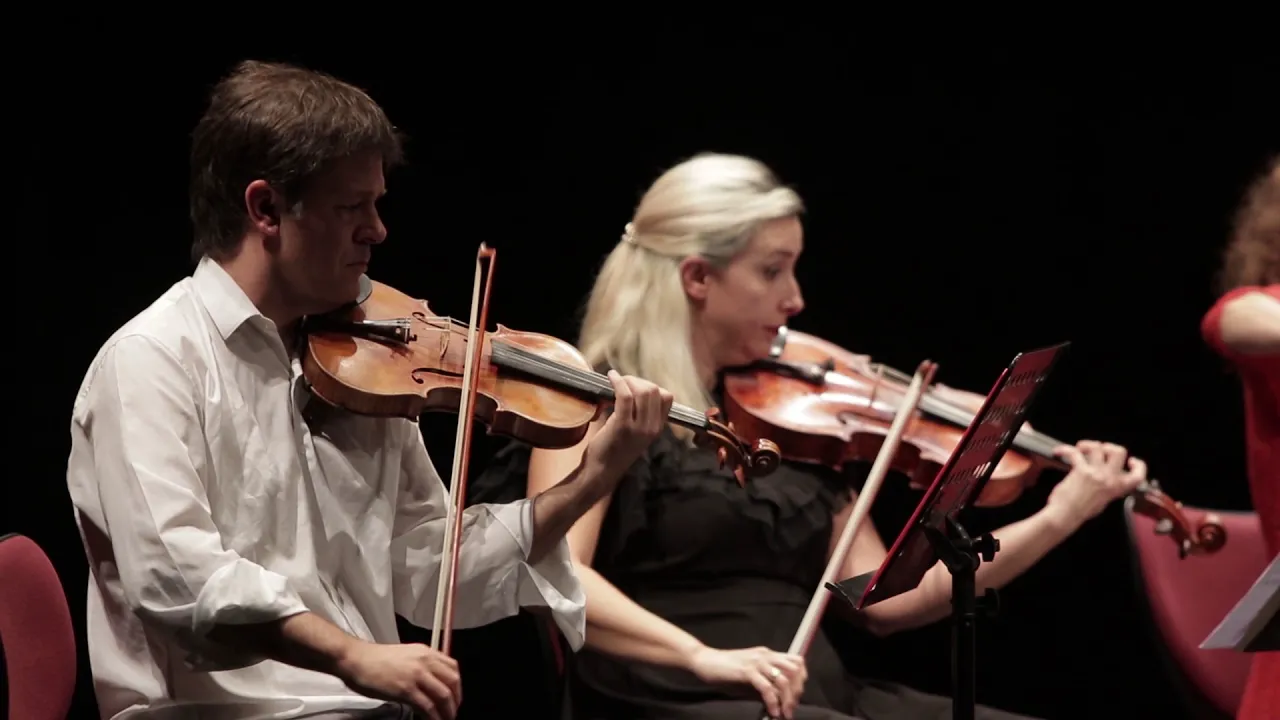 Robert Gerhard, Suite per a instruments de vent de corda i piano (1927).