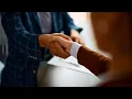 How to navigate the job market and negotiate your salary with confidence