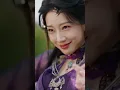 開局就被性感女魔頭當做主人！漫畫家連同筆下七位魔王穿越異世界，全員法力盡失。眾魔王爭相博取信任，紮根虎頭城攪動兩國紛爭，開啟異世界傳奇！