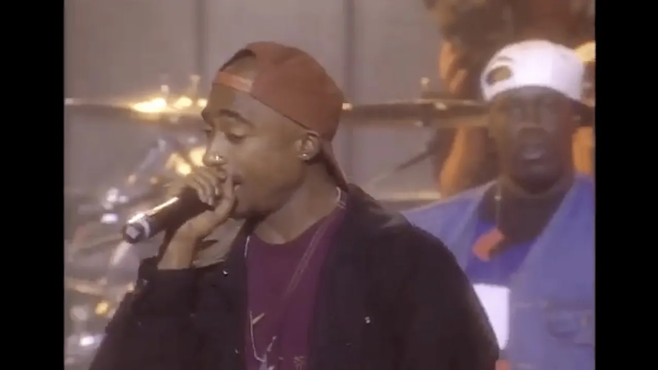 2pac - Keep Ya Head Up (Live MTV Jams)