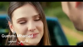 قيثارة الفن نجاة الصغيرة في أغنية القريب منك بعيد 