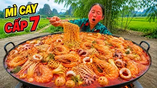 Bà Tân Vlog - Lần Đầu Làm Nồi Mì Cay Cấp Độ 7 Khổng Lồ Đãi Cả Làng