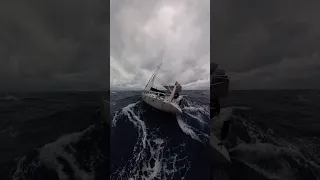 Full ride up on Ep 220 🌊 #sailing #yacht #ocean