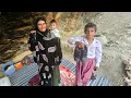 Download Lagu Ik kocht kleren voor een dakloos gezin en een holbewoner