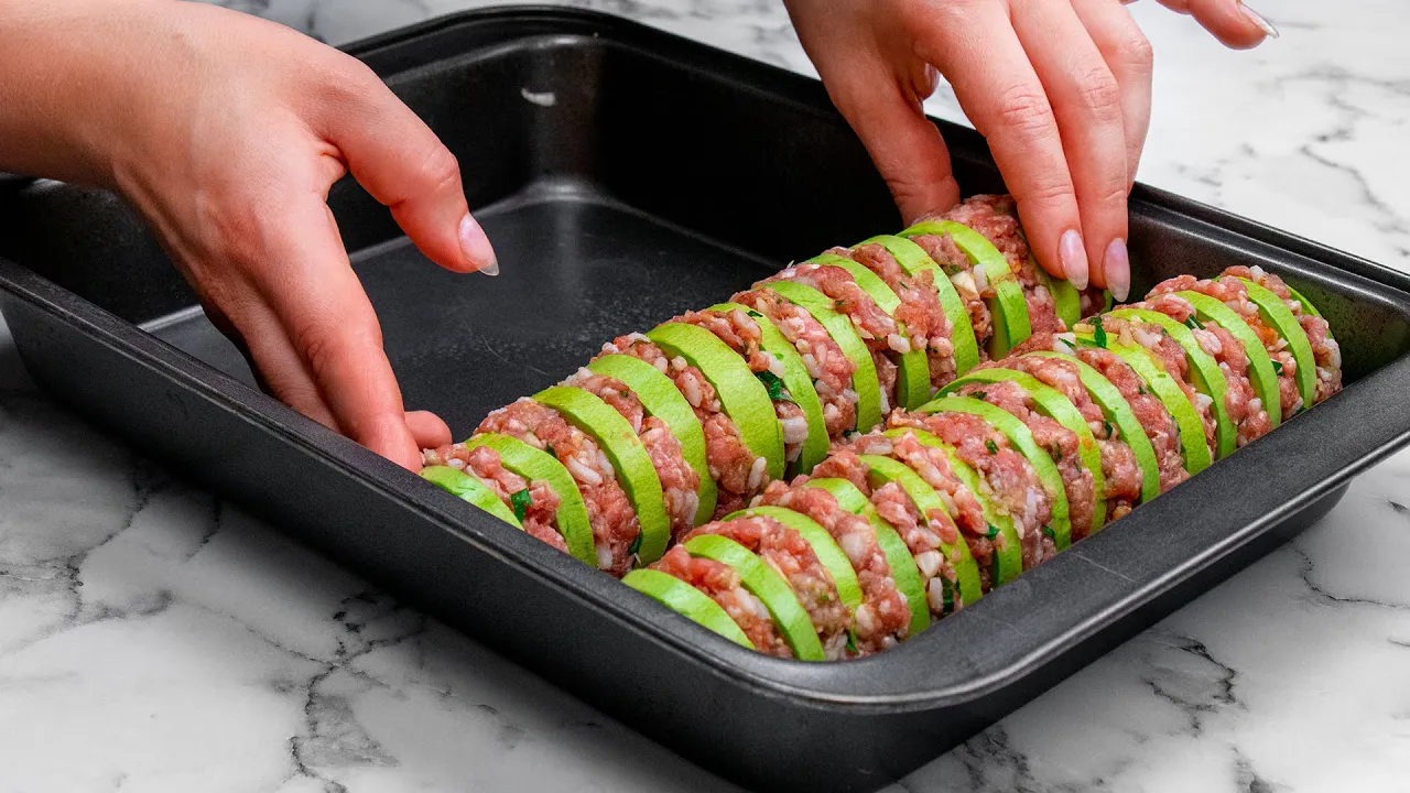 
          
          
          
            
            Entdecken Sie die cremigste Zucchini mit Hackfleisch. Ein einfaches Abendessen!| Schmackhaft.tv
          
        . 