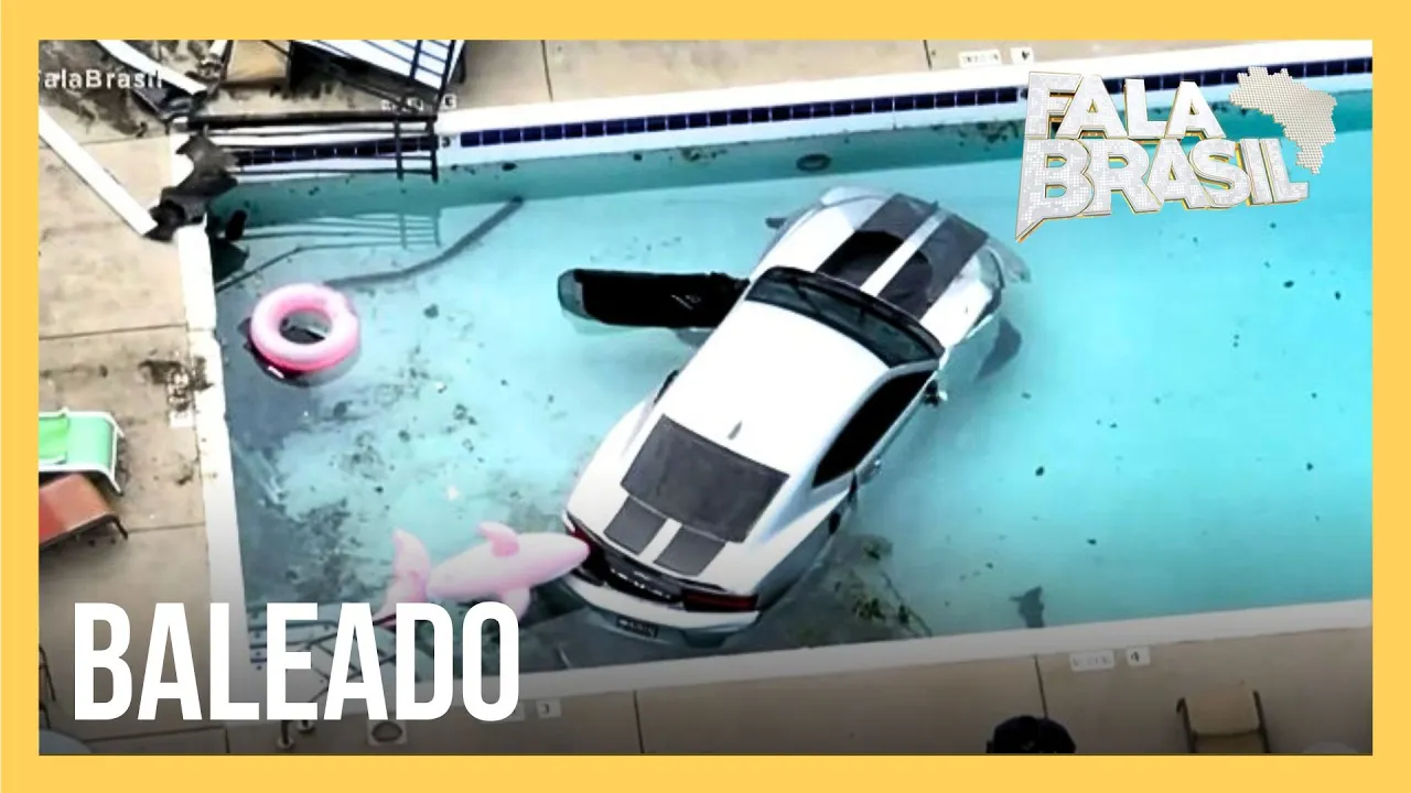 A polícia esta investigando a morte de um homem que foi parar com o carro dentro de uma piscina