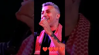 عمر العبداللات تضحك على دمعتي وتقول أنا مالى لحضور الحفل اضغط على القلب 