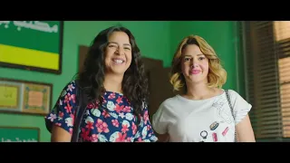 شوفوا دنيا وايمي سمير غانم وهما بيقلدوا نيللي و شريهان في طريقة كلامهم ورقصهم 